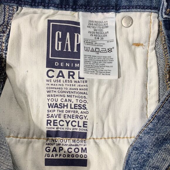 GAP Cheeky short sky high button fly pockets raw hem light distress women’s sz 8 - Picture 5 of 9